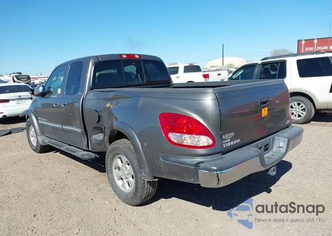 2004 Toyota Tundra Sr5 V8 z USA, uszkodzony, nr VIN 5TBRT34134S445735
